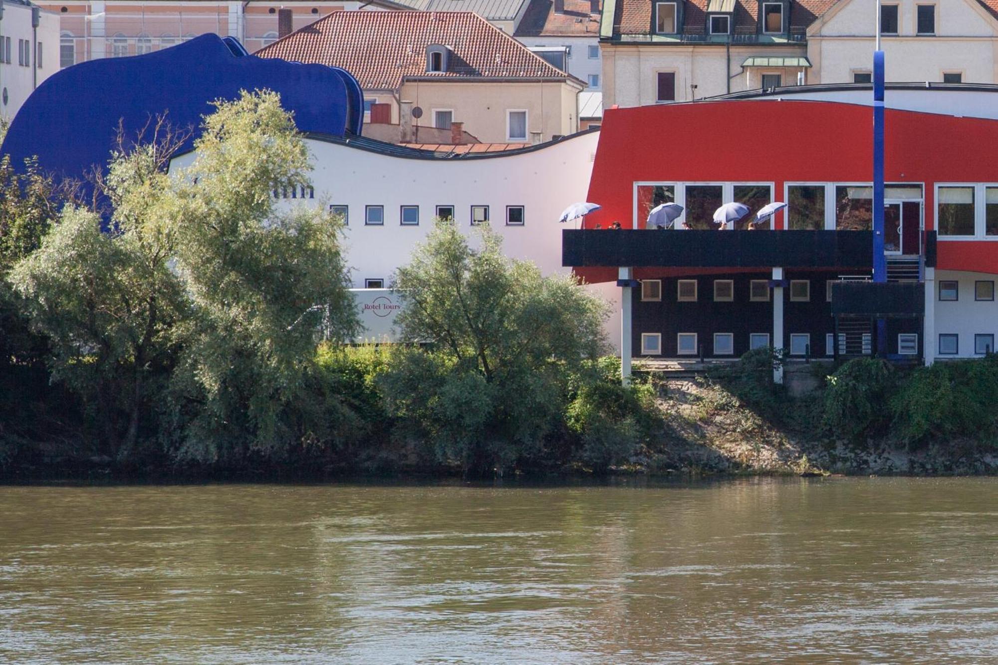 Rotel Hotel